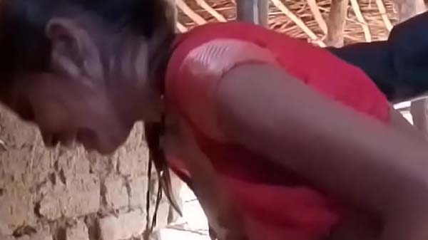 Village bhabhi ki doggy style chudai video