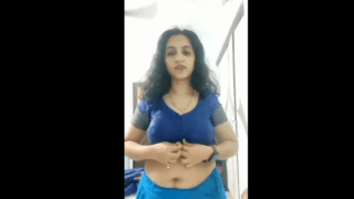 Busty MILF Bhabhi Removing Blouse And Showing Her Big Boobs