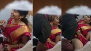 Kannada Aunty Hidden Sex In Store Room Viral Clip